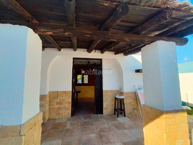 Foto b1d14f0a-279f-459d-a71a-aef7ca07c07f. Xalet amb xemeneia aparcament piscina a Cuatro Pinos - El Carmen Puerto de Santa María (El)