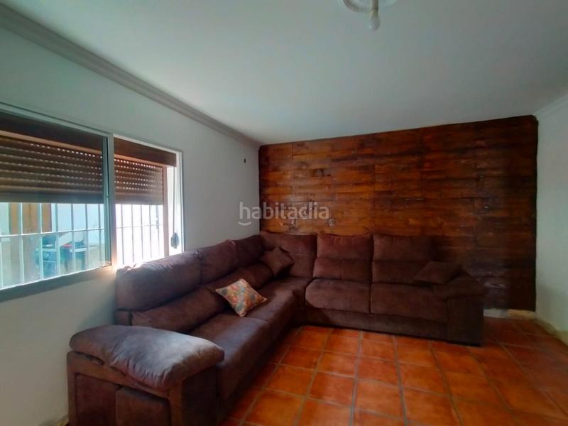 Foto b65809b8-db3d-4055-96c7-1352d21904f2. Xalet amb xemeneia aparcament piscina a Cuatro Pinos - El Carmen Puerto de Santa María (El)