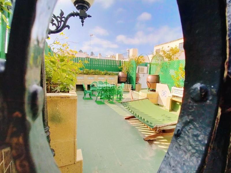 Foto 0aa96c82-ff6b-48a8-be65-1ede21dc2600. Chalet con riscaldamento parcheggio in Plaza de Toros - Ayuntamiento Puerto de Santa María (El)