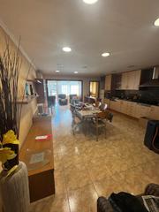 Reihenhaus in Sant Esteve Sesrovires. Casa en el centro sant esteve sesrovires