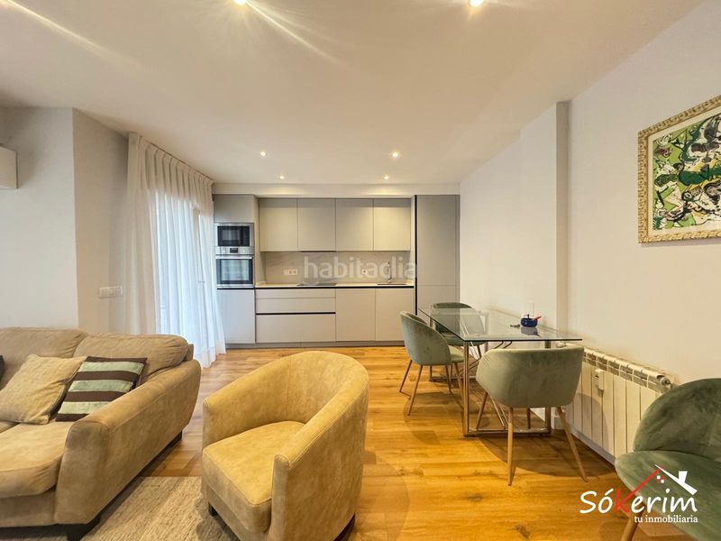 Foto 909b615a-68ac-4f73-9399-5a593833b54b. Pis a Castellana Madrid