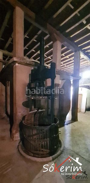 Foto 61086bfb-3fc0-4e88-9124-62f24fc486a3. Edifici a Sotillo de la Adrada