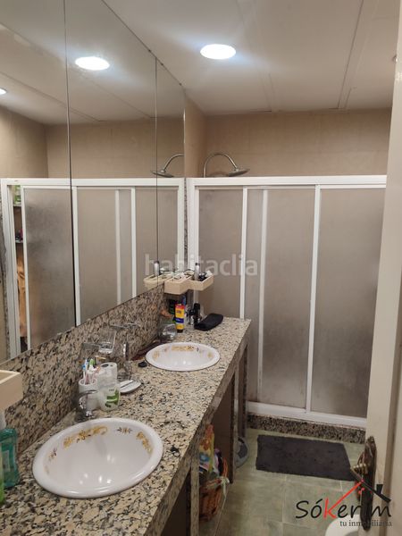 Foto 539da1bc-8e9c-46e3-83be-00f8c74fc2c6. Edificio  en Carolinas Bajas Alicante