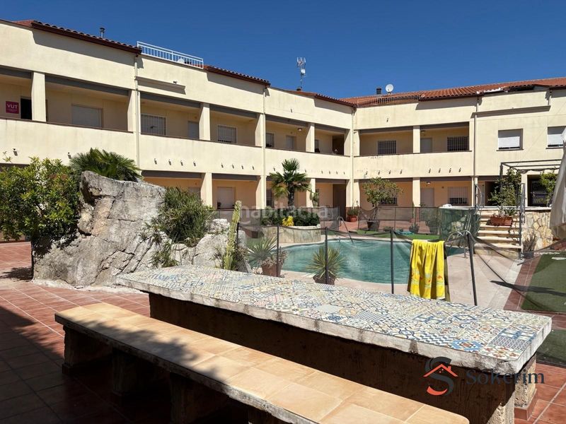 Foto 1324c604-7485-411d-b0fa-77078d08ac4e. Pis amb calefacció aparcament piscina a Alcabón