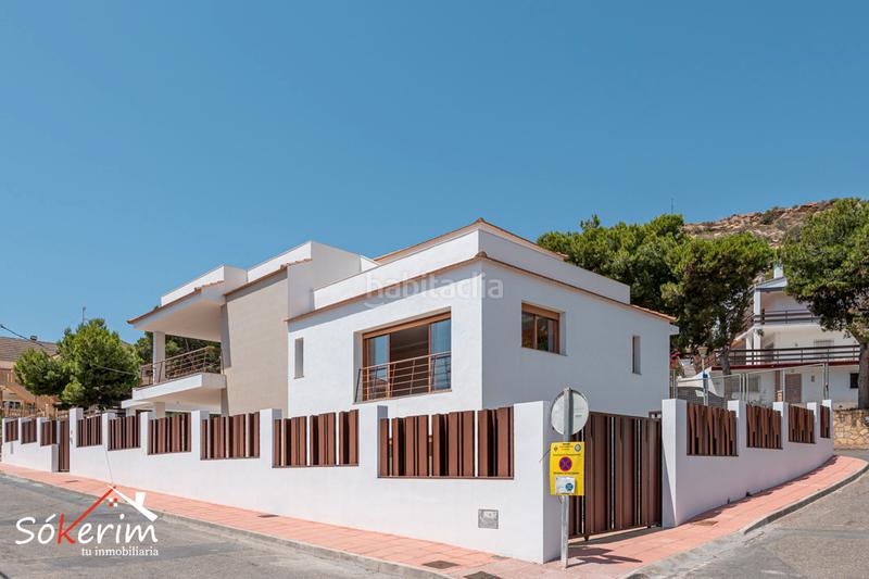 Foto f63e23e0-8cde-4194-965e-541007fef57c. Chalet with parking pool in San Juan de los Terreros