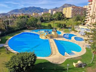 Appartement à Avenida gamonal 10. ¡piso completamante renovado, ideal como inversión!