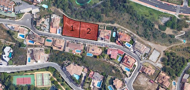 Foto 98d458ba-8242-4a9d-b280-0c8b21afa15b. Terreno residencial en avenida del cantábrico 42 terreno con magnificas vistas y excelente ubicacion !!!! en Benalmádena