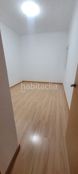 Foto be33b1e4-a606-4650-a31b-550a90fa1837. Pis amb calefacció a Sants-Badal Barcelona