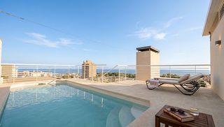 Àtic a Carrer de son buit 18. Ático con piscina privada y vistas al mar – la bonanova, palma d
