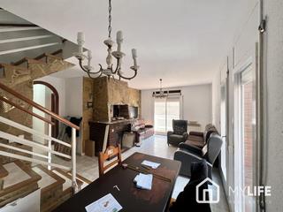 Trplex  Carrer del cardener. Magnfico trplex esquinero con terraza en vila de grcia