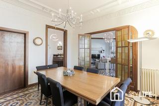 Pis  De les corts catalanes. Fantstica vivienda en venta en finca modernista