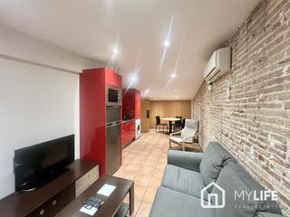 Rent Penthouse  Carrer de guàrdia. Fantástico ático en alquiler de temporada en el raval
