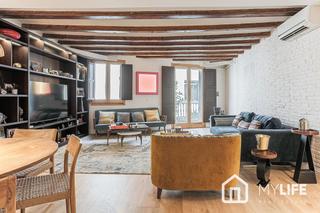 Pis  Carrer de josep anselm clavé. Fantástico piso totalmente reformado en venta en ciutat vella