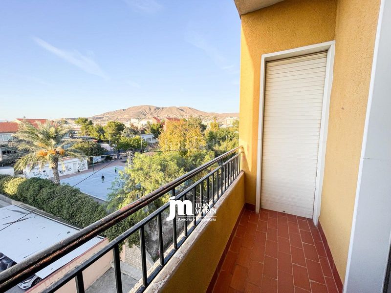 Foto 4d993e3a-2978-4c4a-9e47-d8c4479f27aa. Pis a Cieza