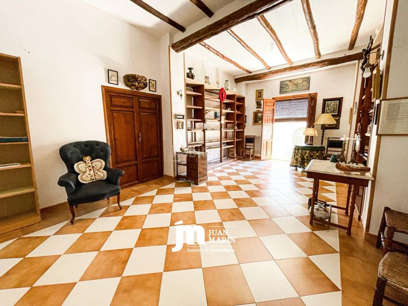Foto 48776672-6a71-482b-9157-f0a4a96e2b17. Casa amb xemeneia a Cieza