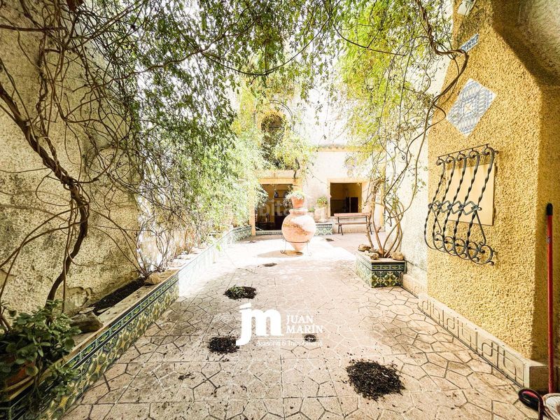Foto b00dafeb-dd04-4fc7-a398-ed6c7ee2d9b3. Casa amb xemeneia a Cieza