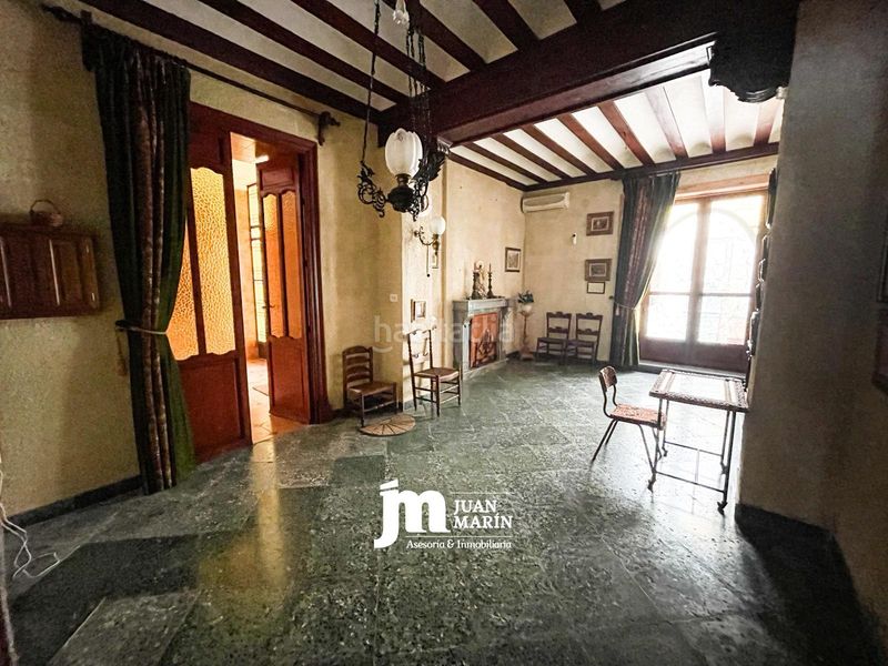 Foto b2b2c457-5887-464b-a482-841326494775. Casa amb xemeneia a Cieza