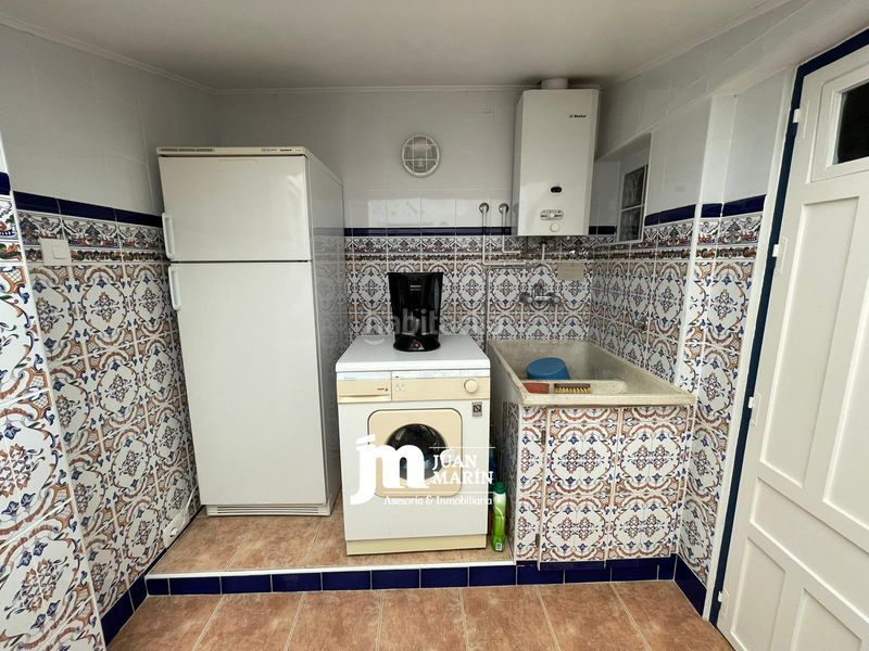 Foto e63048a2-50f5-4ecf-b405-7077134e3658. Casa amb xemeneia a Abarán