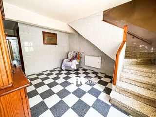 Casa  Glorieta pío xii. Oportunidad en la zona de la biblioteca a una calle de camino mu