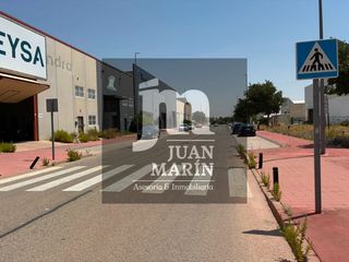 Industrial plot in Pedanías - Extrarradio. Parcela industrial en campollano – ideal para construcción de na