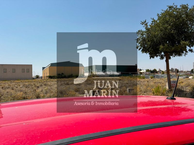 Foto e4aa4cfd-1ac9-49bd-926b-7c9fc6c01ef2. Solar industrial parcela industrial en campollano – ideal para construcción de naves en Albacete