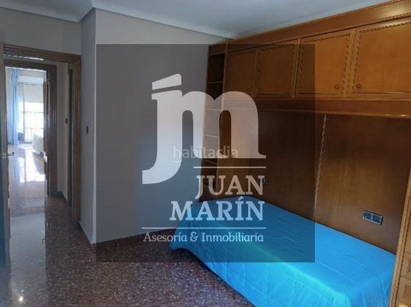 Foto f45f4eca-3930-4b26-a329-0d615832eb00. Alquiler piso vivienda en alquiler cerca de quirón santa cristina / familia o estudiantes en Albacete