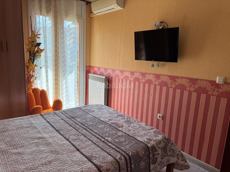 Foto 2bdb6fe6-be24-42c3-a372-f7916f232953. Casa adossada amb calefacció aparcament a Guissona