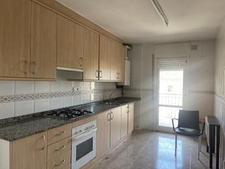 Lloguer Pis a Torà. Alquiler de piso en el centro de torà.