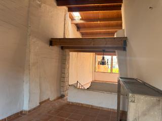 Maison jumelée à Ponts. Venta de casa rústica al centro de ponts  a reformar