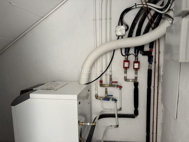 Foto 0ad34790-09a2-419a-a1e4-bba791632bef. Casa adossada amb calefacció aparcament a Torrefeta i Florejacs