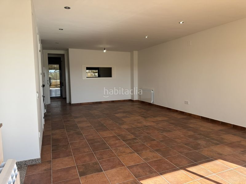 Foto 13214a0c-9226-415c-8d6b-ac194b6f0ba0. Casa adossada amb calefacció aparcament a Torrefeta i Florejacs