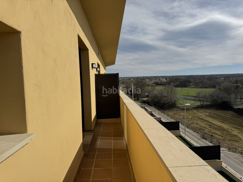 Foto 36bb317b-62a3-4703-b898-8b1a2f0825f1. Casa adossada amb calefacció aparcament a Torrefeta i Florejacs