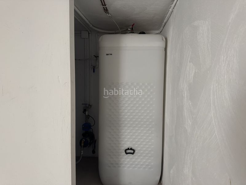 Foto 3e8cdf94-e886-4340-a5d0-4e80acff99c6. Casa adossada amb calefacció aparcament a Torrefeta i Florejacs