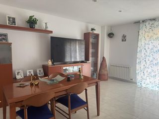 Reihenhaus  Sant pol. Magn�fica casa en venta con piscina y jard�n en guissona