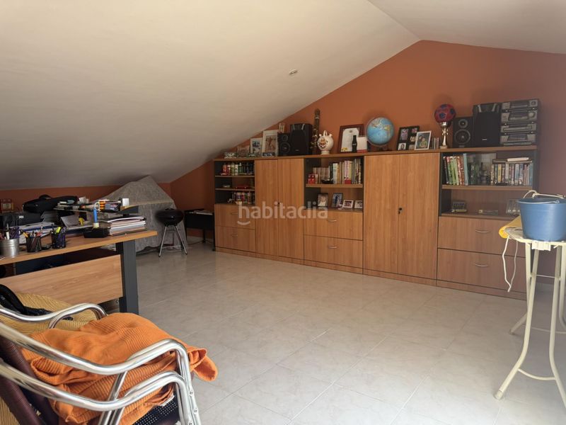 Foto ae5633cf-c4af-417d-a73c-dc5e0f1b46ec. Casa adossada amb calefacció aparcament a Guissona