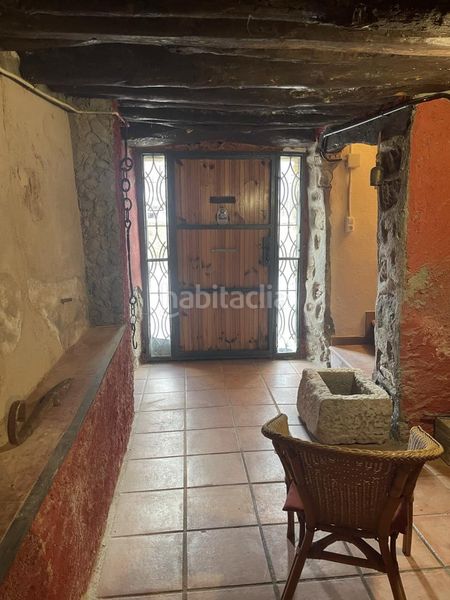 Foto 14bed258-ae33-4e6b-b2fb-641e835e7d02. Casa adossada a Baronia de Rialb (La)