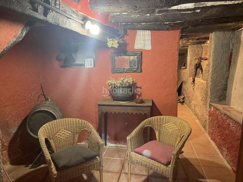 Foto b4511f66-f6ba-4674-9ca1-f6a1ea934f64. Casa adossada a Baronia de Rialb (La)