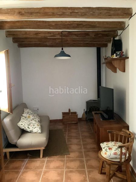 Foto 1885bf62-e996-42a3-bd97-ee5b21d4e537. Casa adossada a Ponts