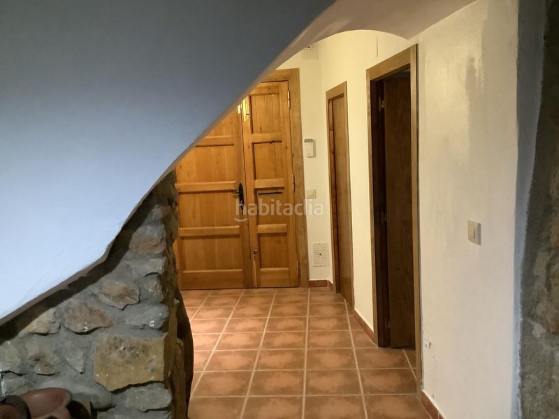 Foto 998241a1-31c1-443b-bfc6-88d469f20783. Casa adossada a Ponts