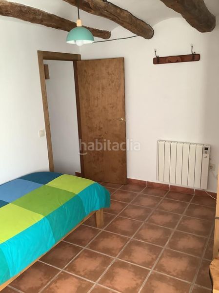 Foto a5a29b51-1da3-4ca9-99c4-9067f272691e. Casa adossada a Ponts