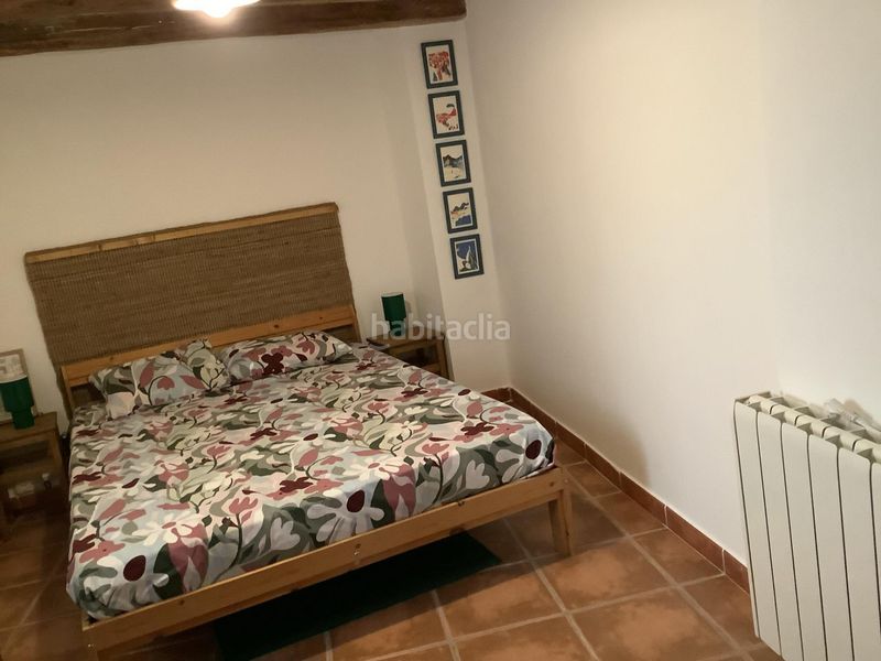 Foto cde5a87c-2bde-4d5d-8fda-bf94c0572e0c. Casa adossada a Ponts