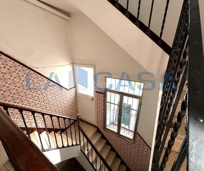 Foto f6e43679-cdaf-4323-95a6-f5b729f95257. Casa amb aparcament a San Carlos - San José Sevilla