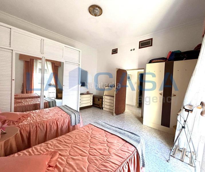 Foto 5f74e474-afee-44c4-931b-4b7a3ab52774. Haus mit parking in San Carlos - San José Sevilla