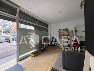 Business premise in Carrer de Josep Miret