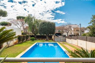 Haus  Passeig de la marina