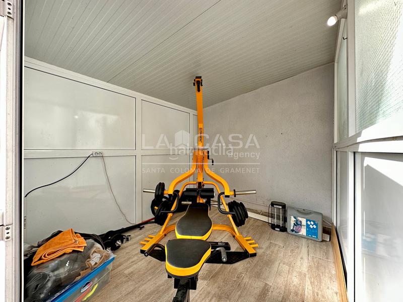 Foto 04960479-b21f-4b2c-8cb4-a0bdfb2b262c. Piso en Centre Santa Coloma de Gramenet