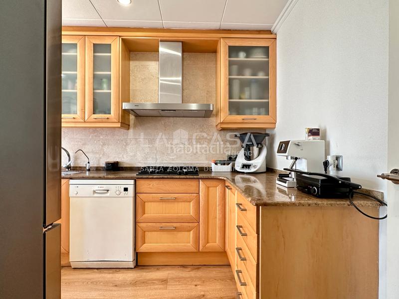 Foto be688d29-6354-488f-9da0-c2e86f4f74bc. Piso en Centre Santa Coloma de Gramenet