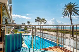 Flat  Passeig marítim