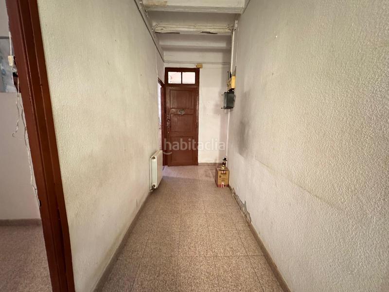 Foto 4fa19c2d-4d7d-4e34-9f90-df79c7e2c25c. Planta baixa amb calefacció a Sants Barcelona