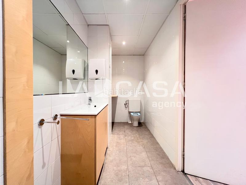 Foto 1a20fe59-a4e7-4070-88a9-1367d4bc41e6. Local comercial a Gorg Badalona
